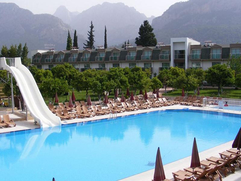 monna-roza-garden-resort